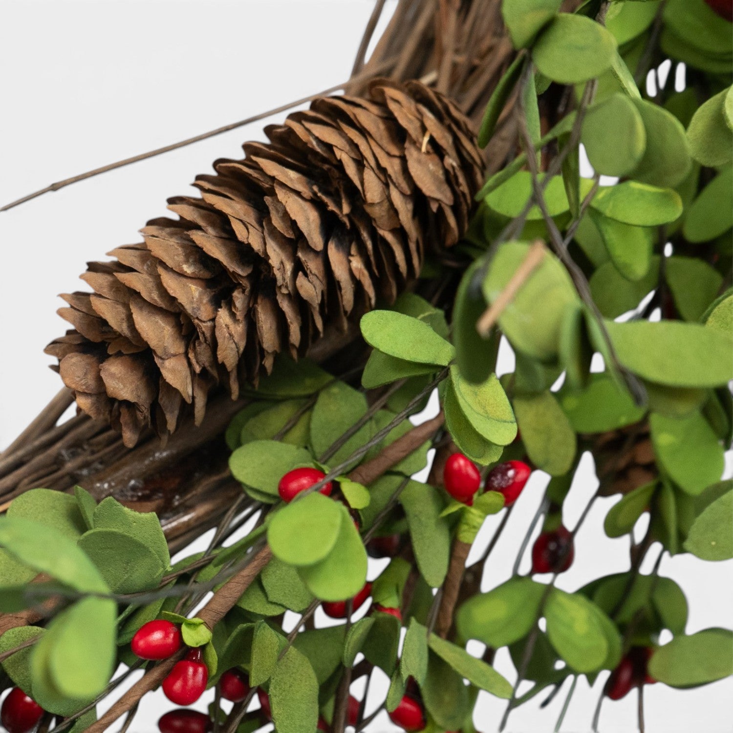 Artificial Rustic Red Winter Berry 18" Wreath