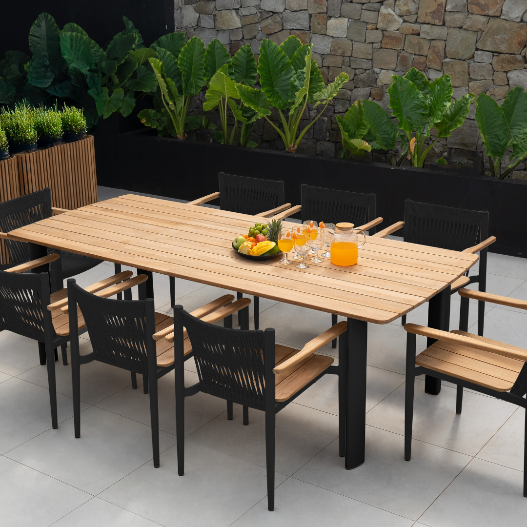 Newport Dining Table