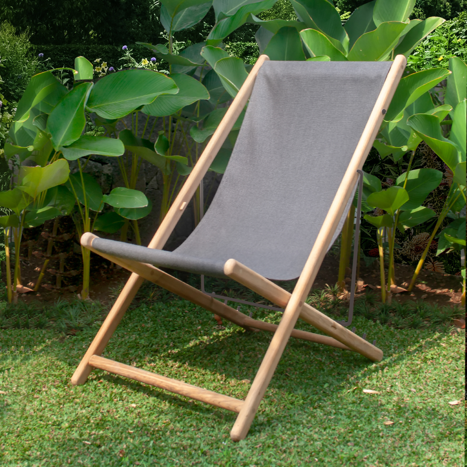 Carmel Folding Lounge Chair