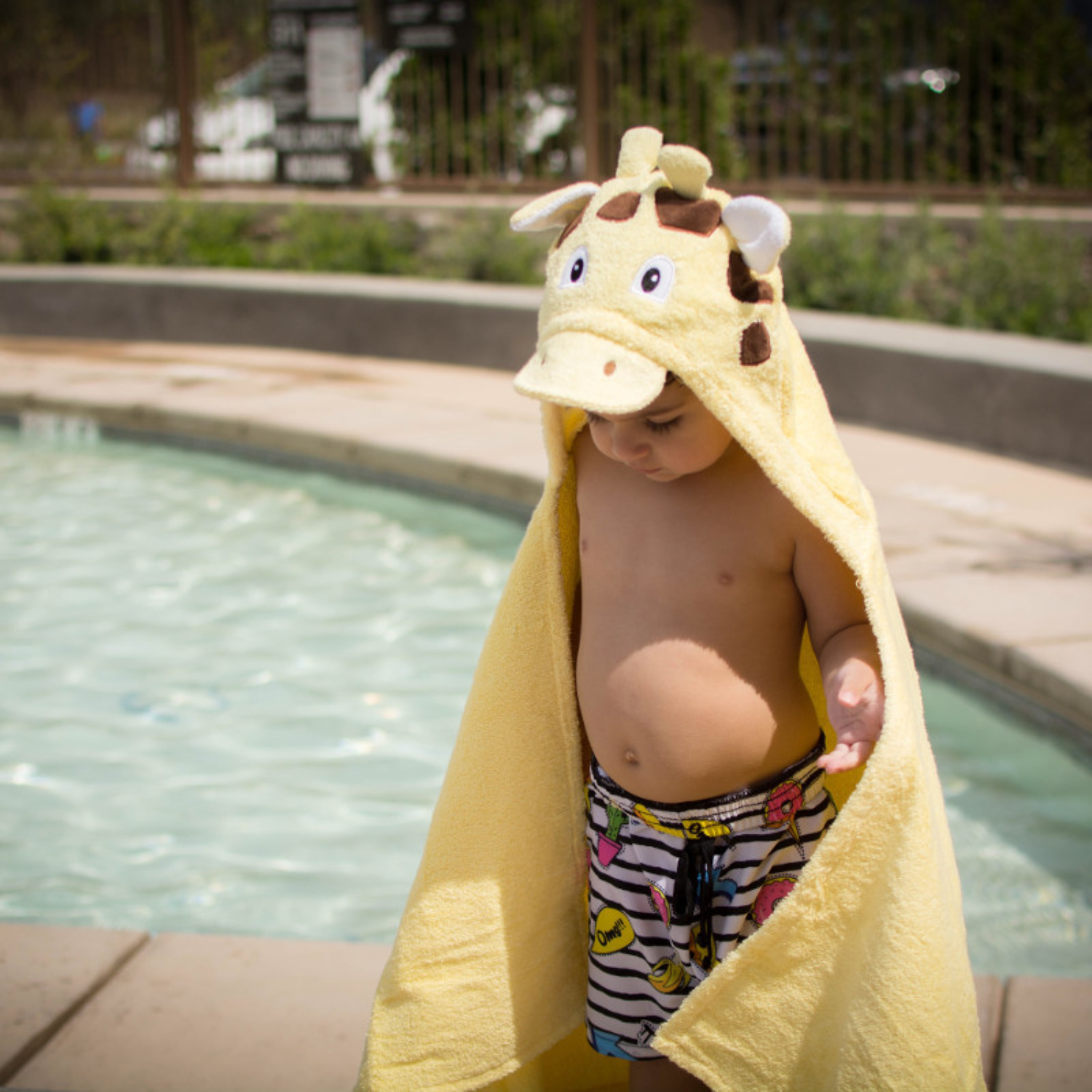 Goofy Giraffe Kids Hooded Cotton Towel (2-8 YRS)
