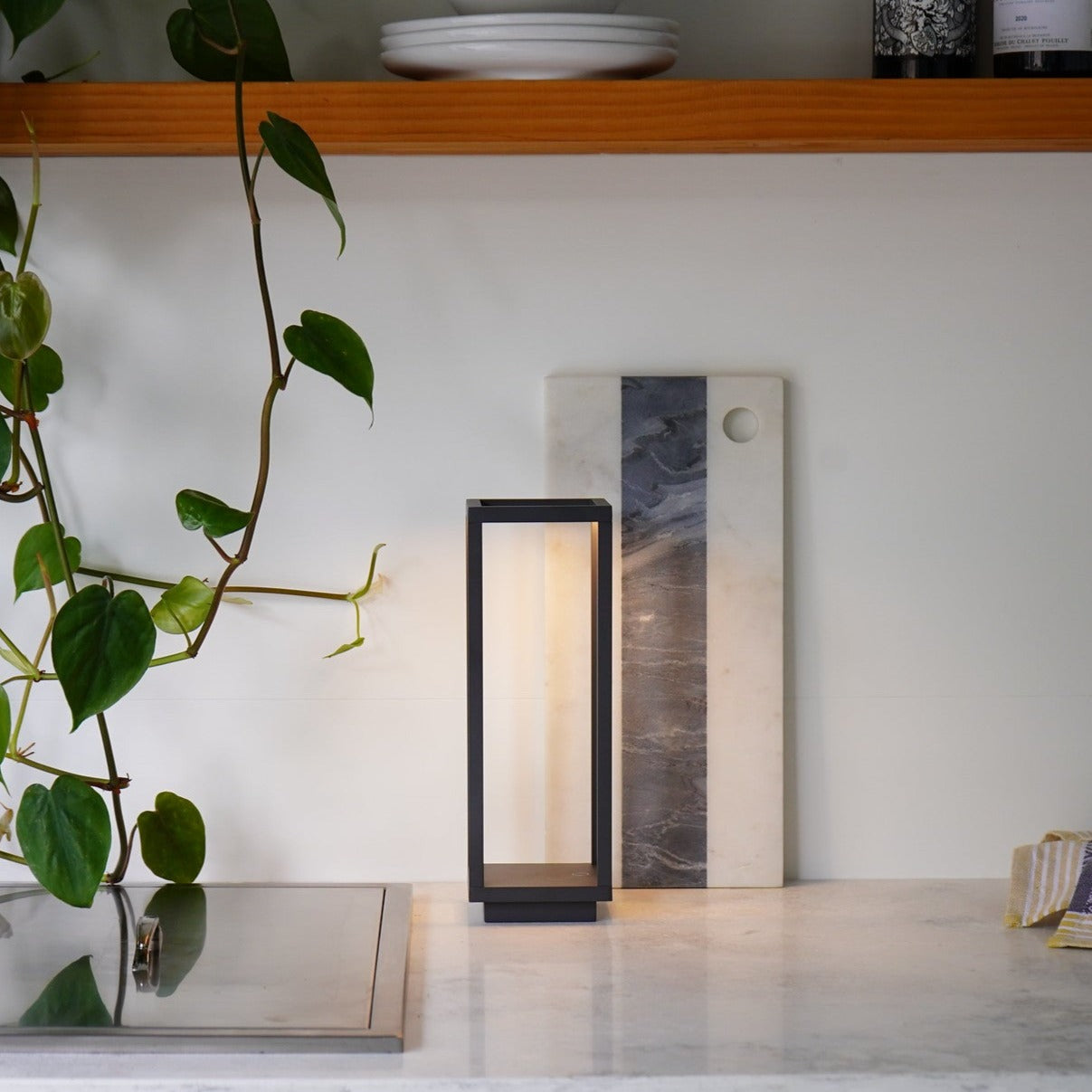 Home Pro Cordless In/Out Table Lantern