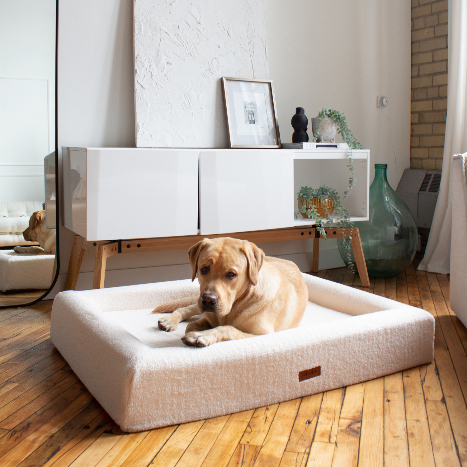 Indoor Sherpa Ivory Dog Bed