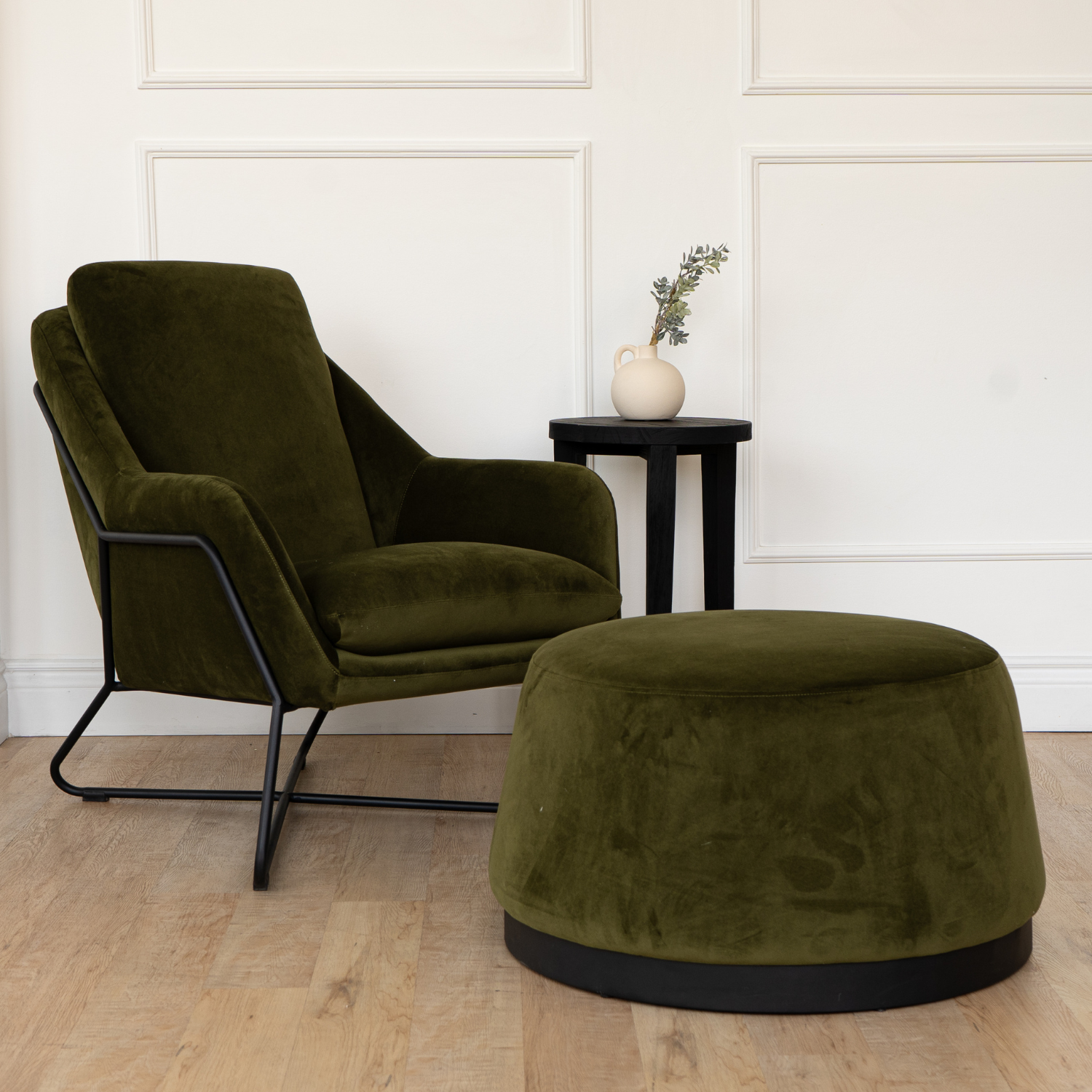 Pop Velvet Round Ottoman