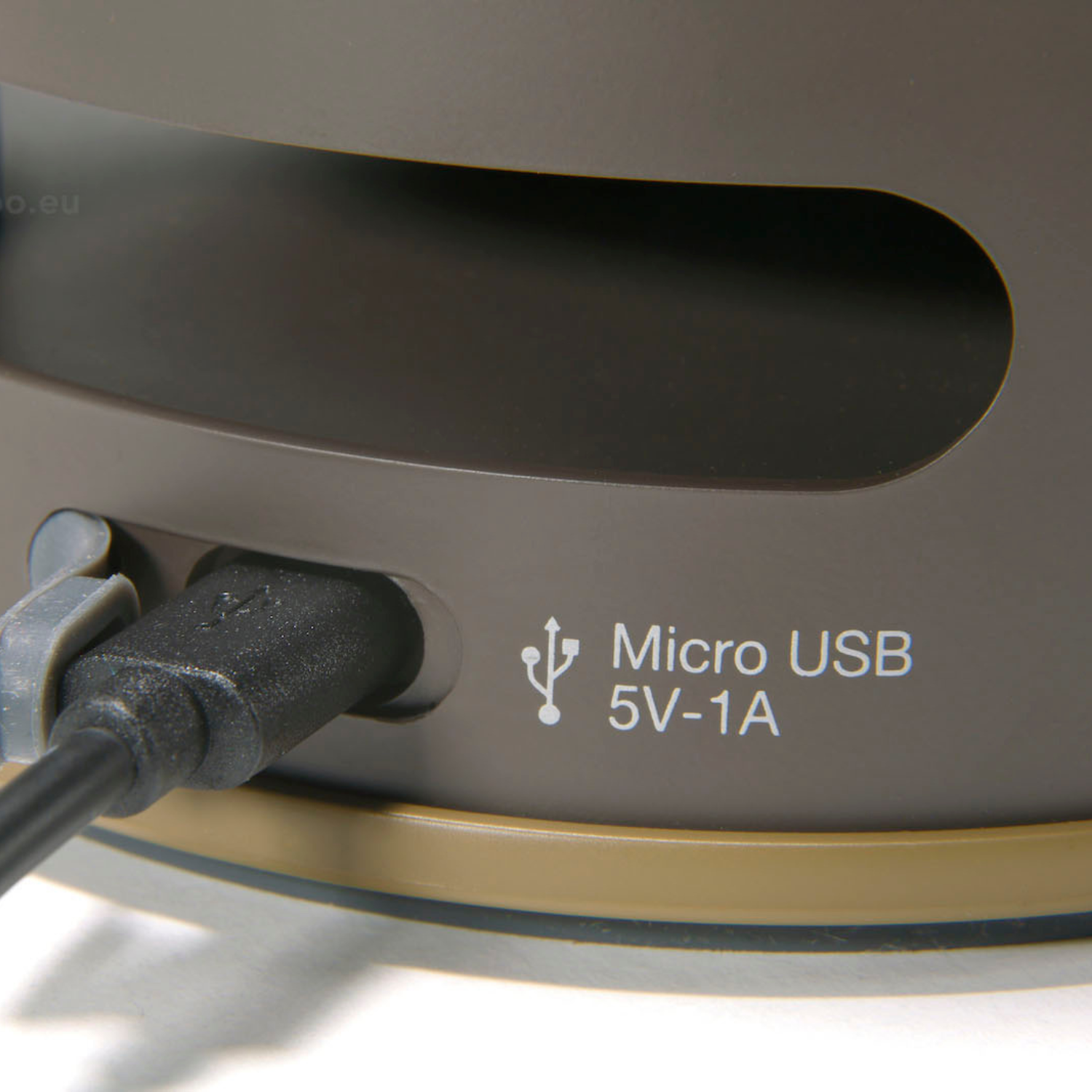 Retro LED Outdoor Lantern w/ Speaker