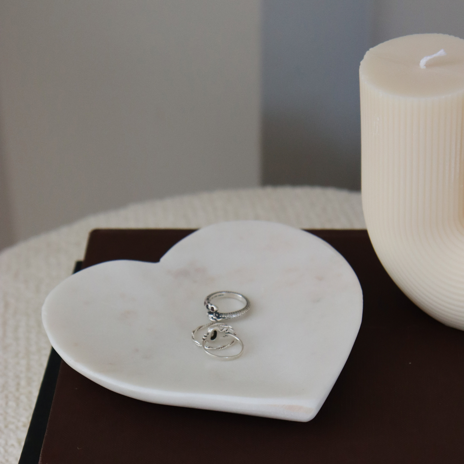 White Marble Heart Dish