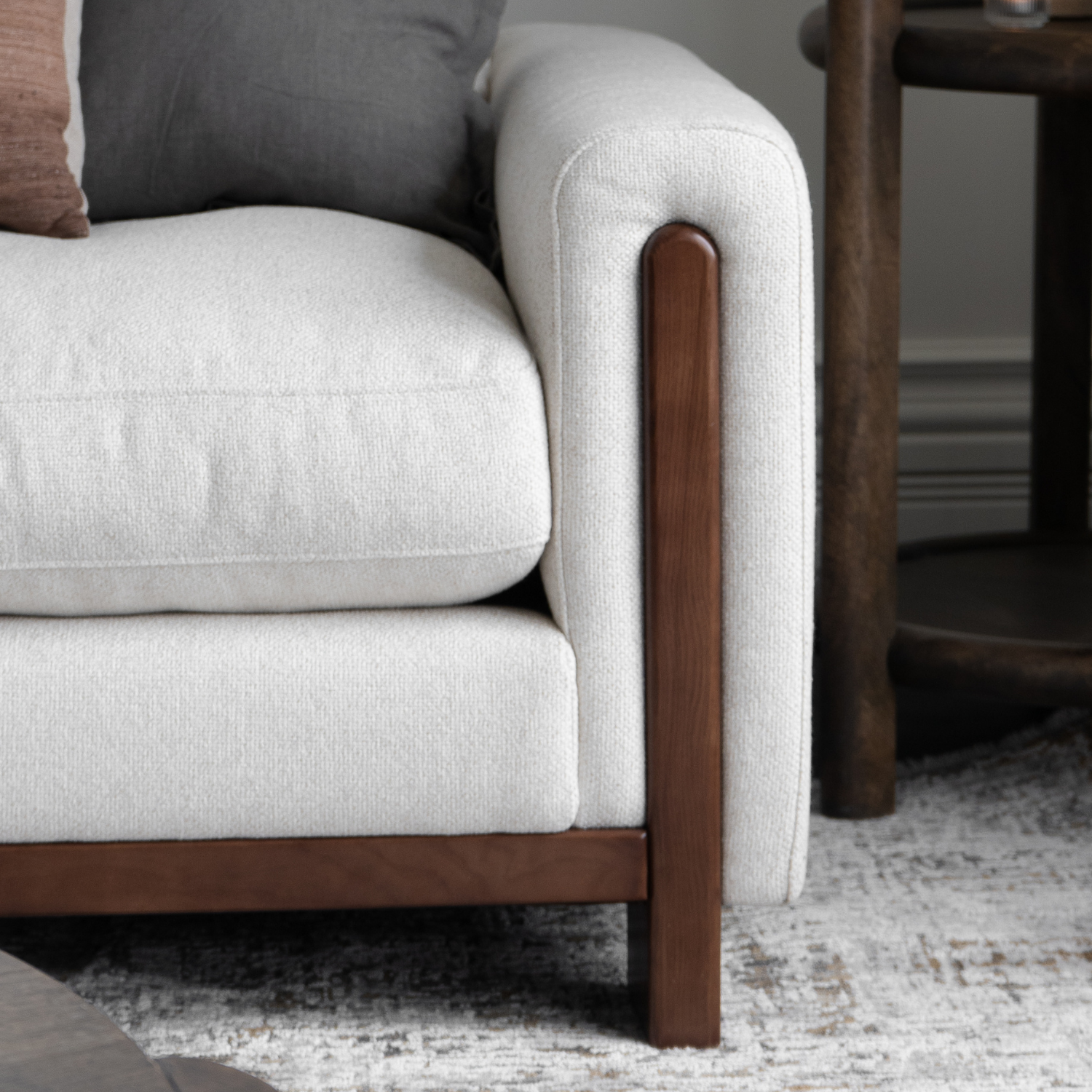 Ottawa Lounge Chair - Linen Weave