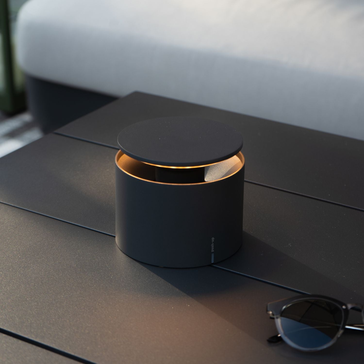 Push Up Pro Cordless Lamp