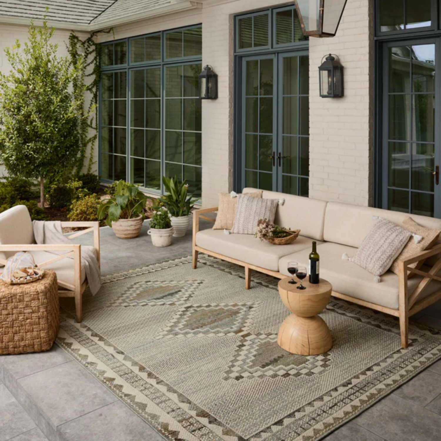 Loloi Saylor Ivory/Granite Outdoor Rug