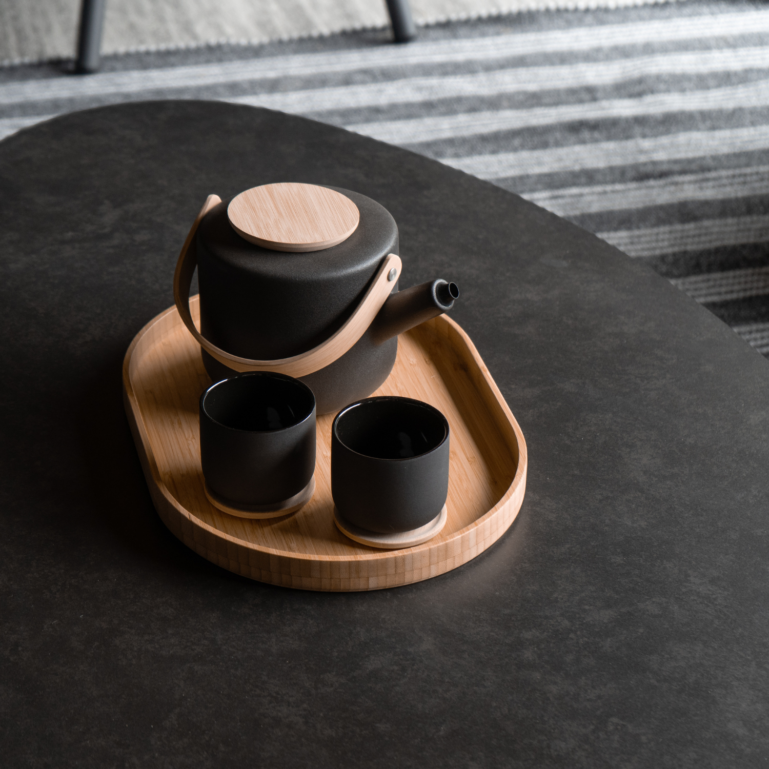 Nordic Matte Black 42oz Teapot