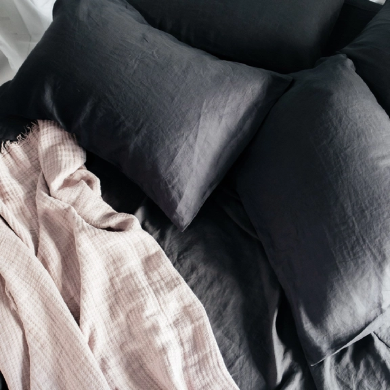 Timmins Dark Grey Linen Sheet Set