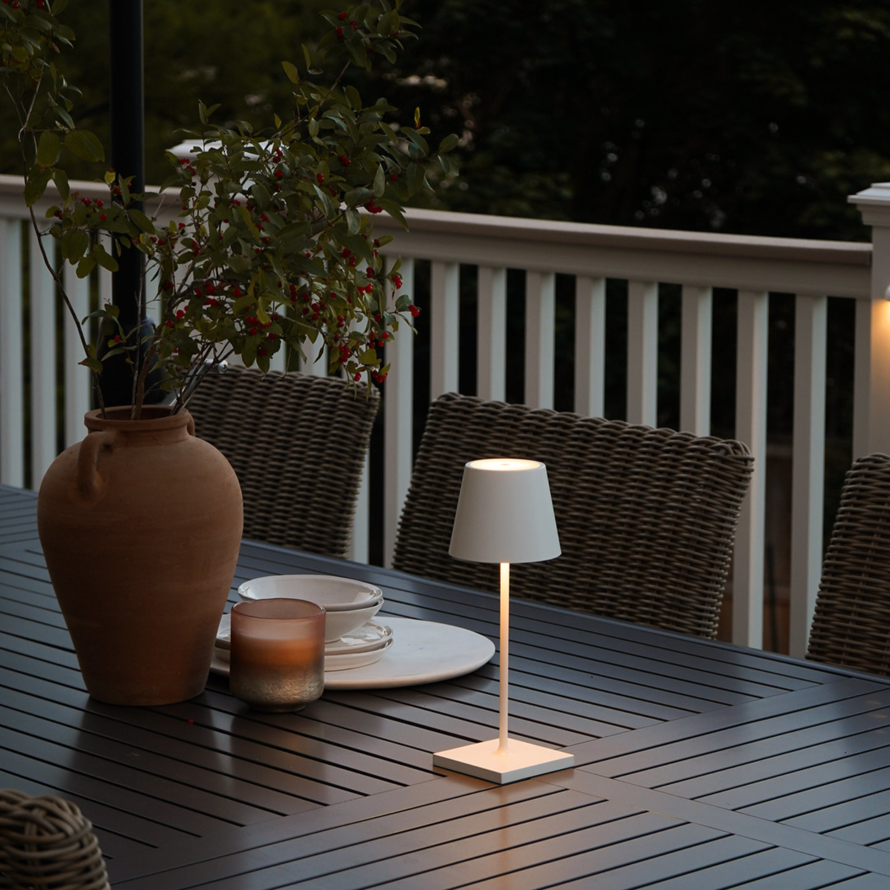 Poldina Pro Cordless Lamp - White