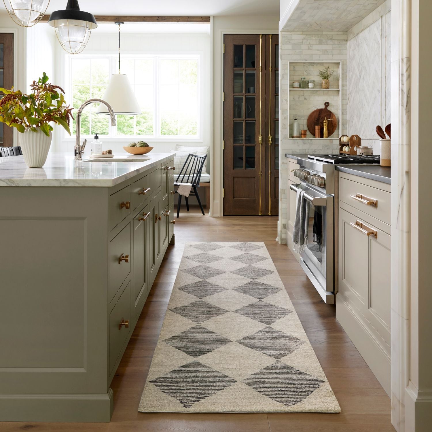 Chris Loves Julia x Loloi Francis Beige/Charcoal Rug