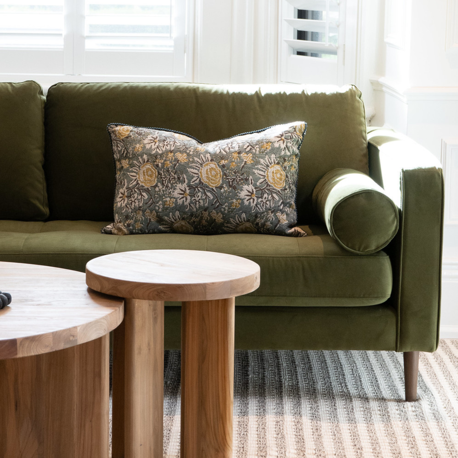 Montana 89" Velvet Sofa