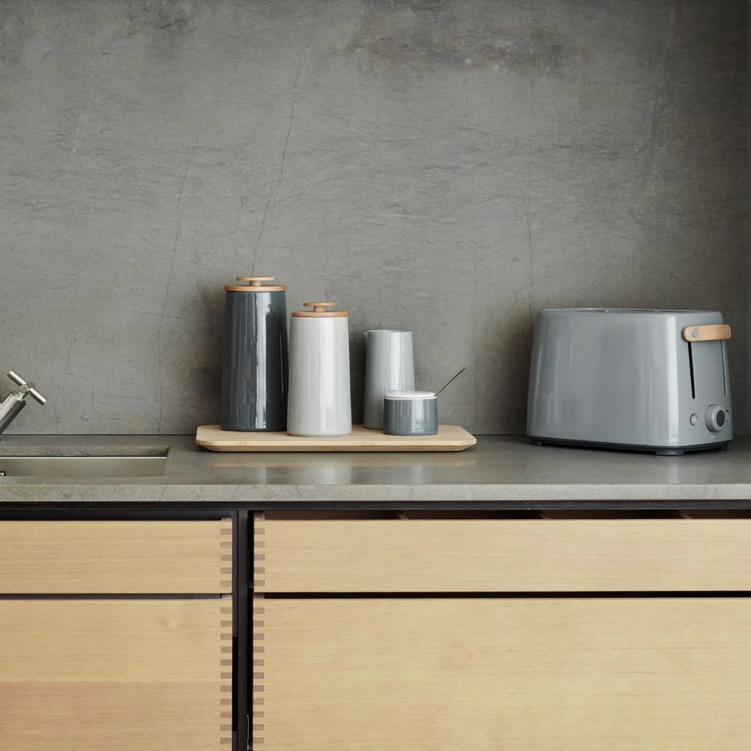 Nordic 2-Slice Grey Toaster