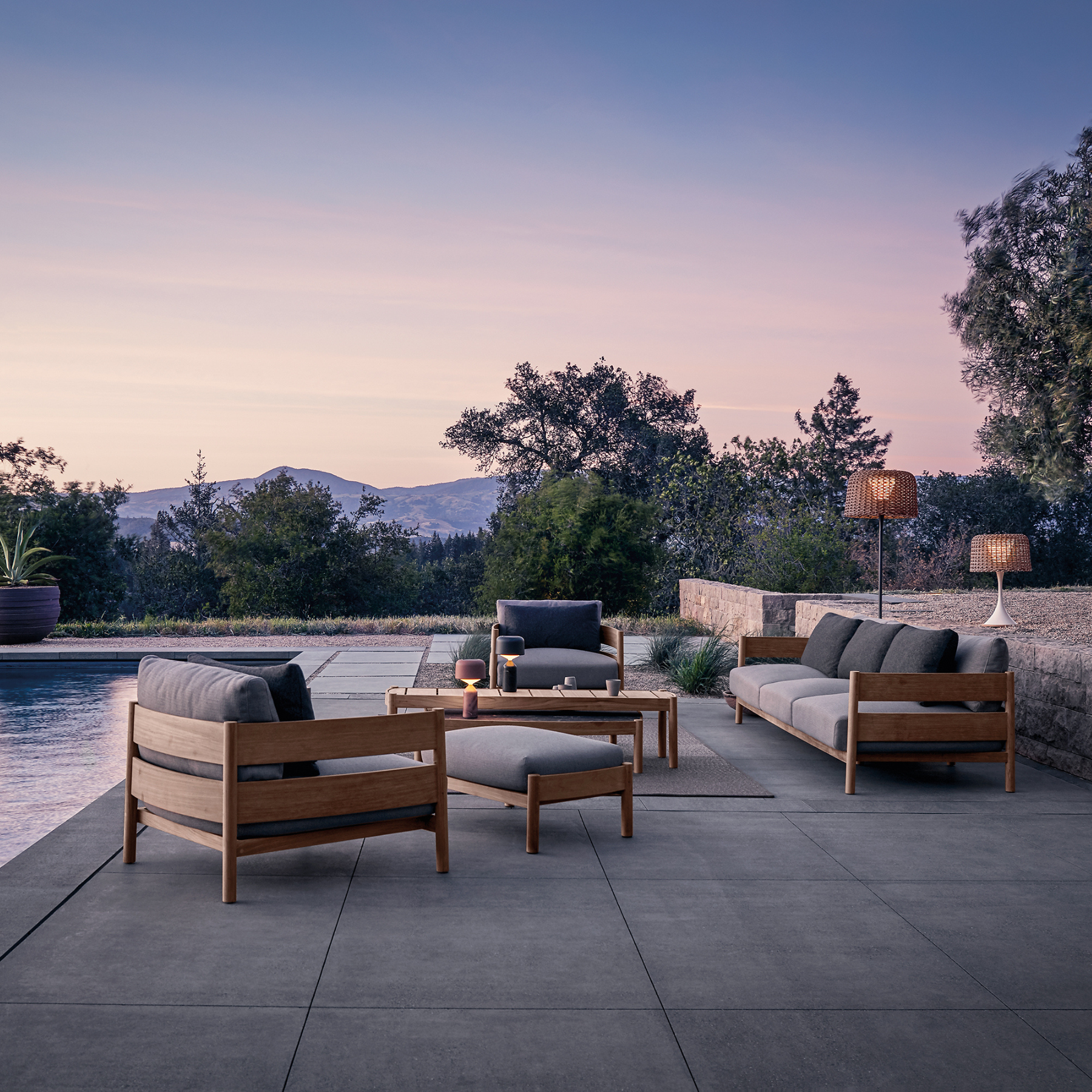 Gloster Haven Ottoman