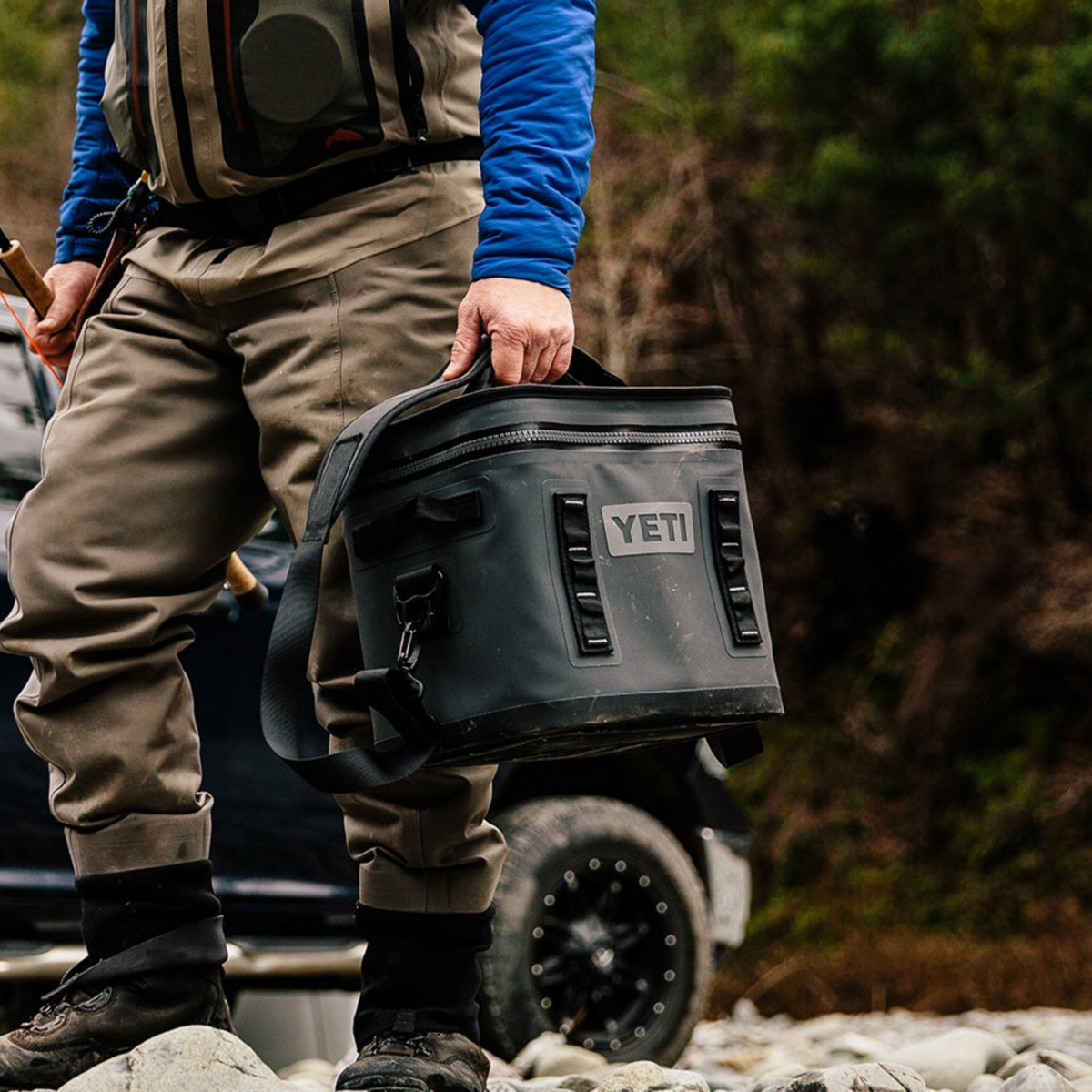 Yeti Hopper Charcoal M15 Soft Cooler