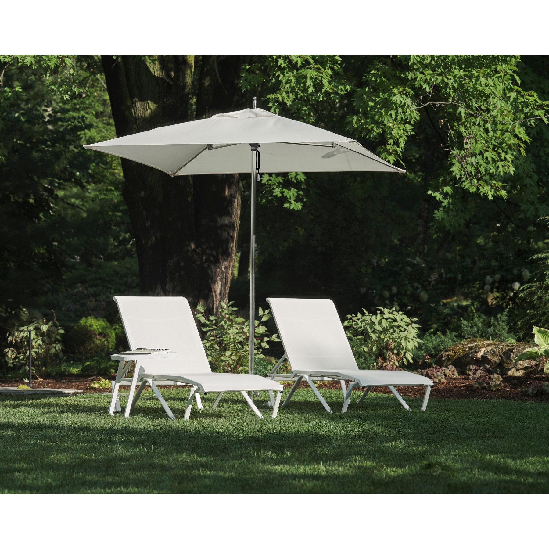 Tuuci Ocean Master Classic 7.5' Square Umbrella