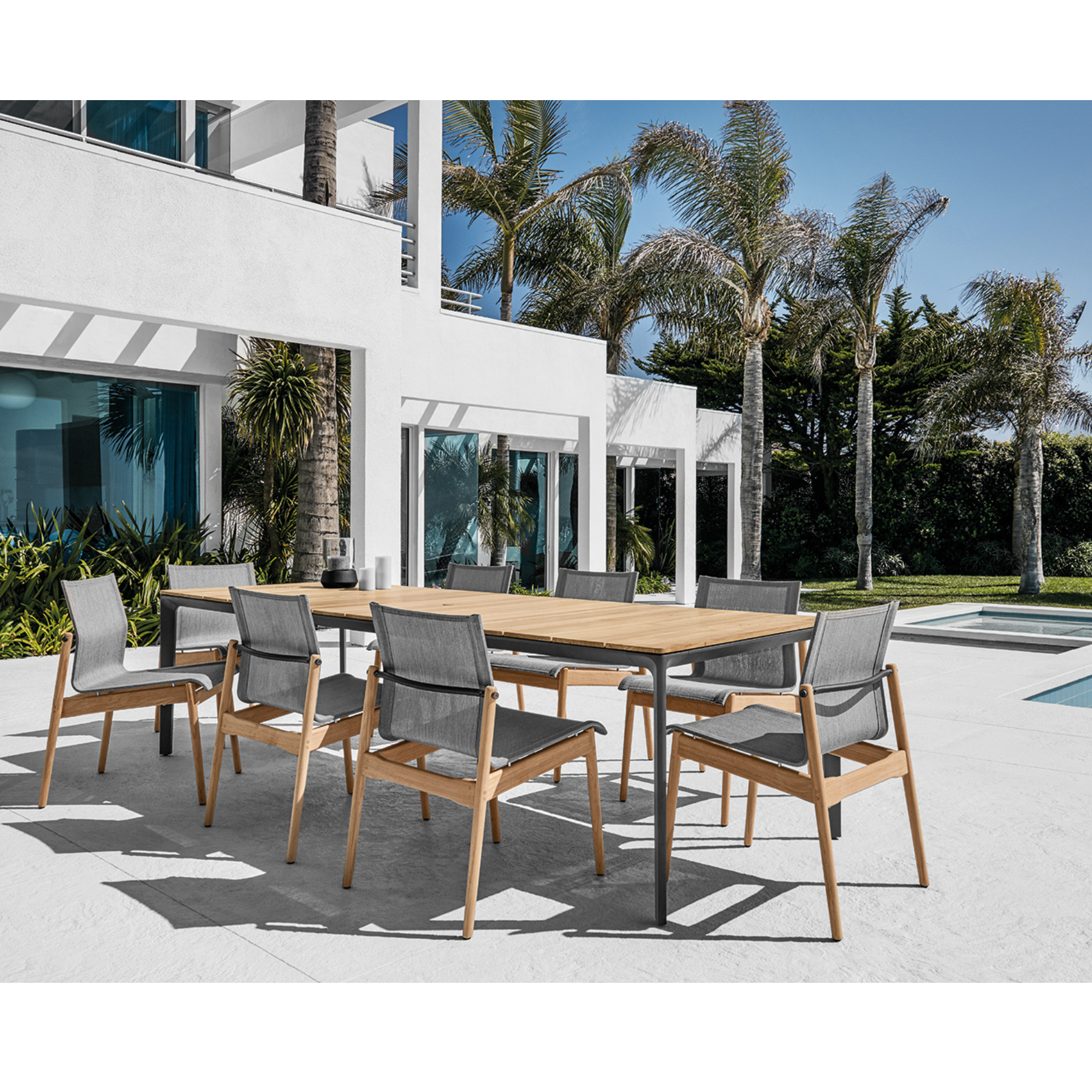 Gloster Carver Teak Dining Tables - Meteor