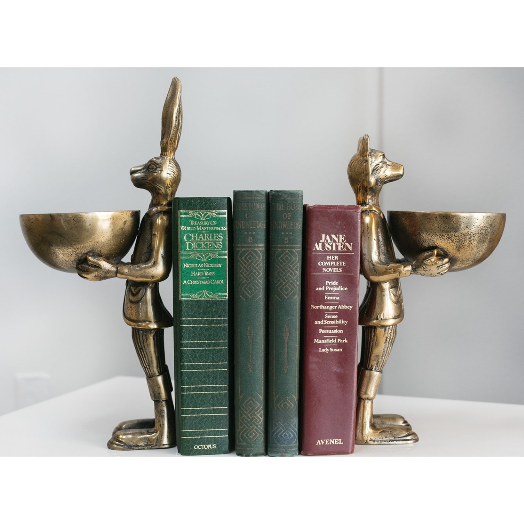 Whimsical Eric the Hare Dish Stand