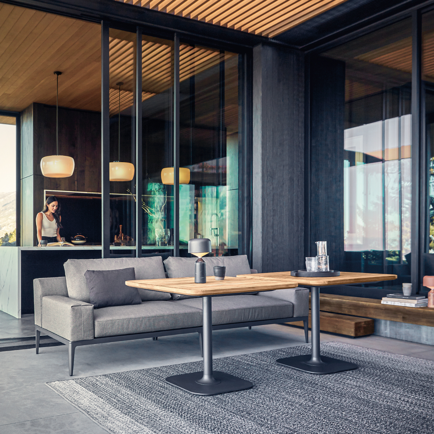 Gloster Grid Teak Dining Table - Meteor