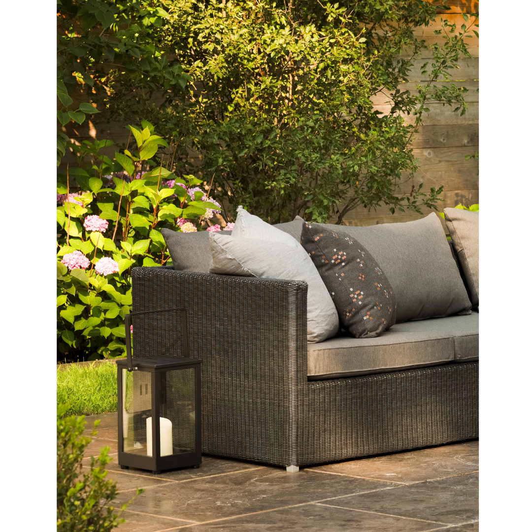 23" Outdoor Pillow Insert