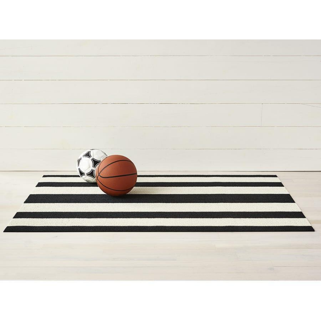 Chilewich Bold Stripe Shag Mats - Black & White