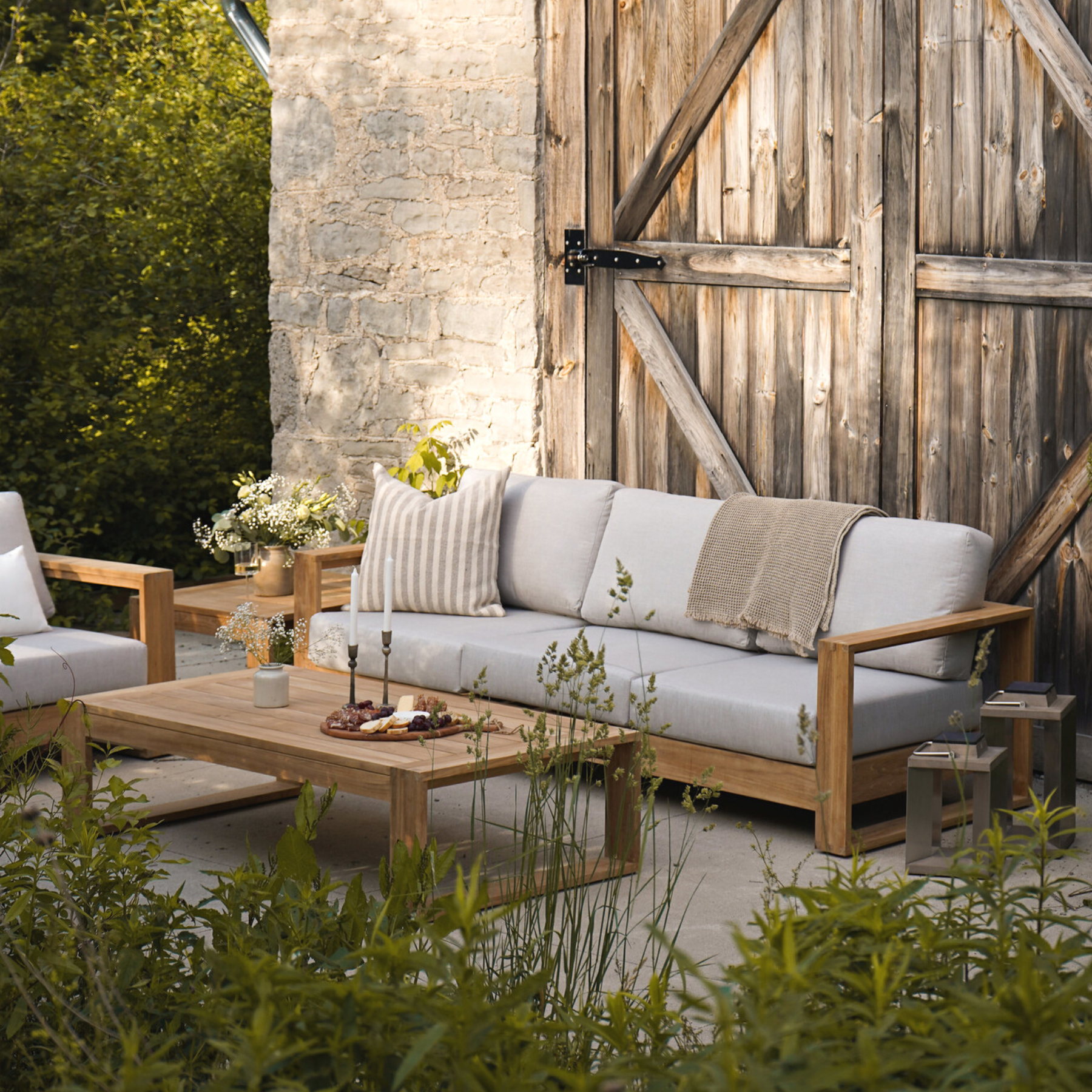 Modern Premium outdoor square teak end table, crate style, low to ground