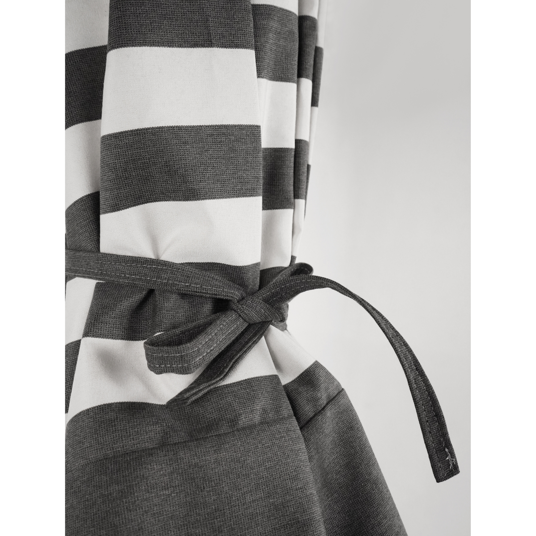 9' Champagne Two-Tone Market Umbrella