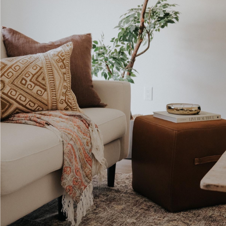 Link Cognac Leather Stool