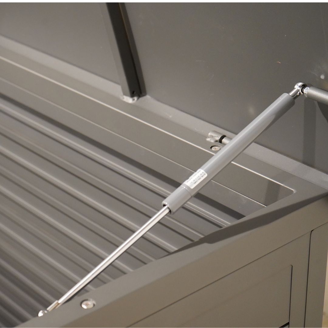 Westfield Outdoor Storage Box w/ Lock