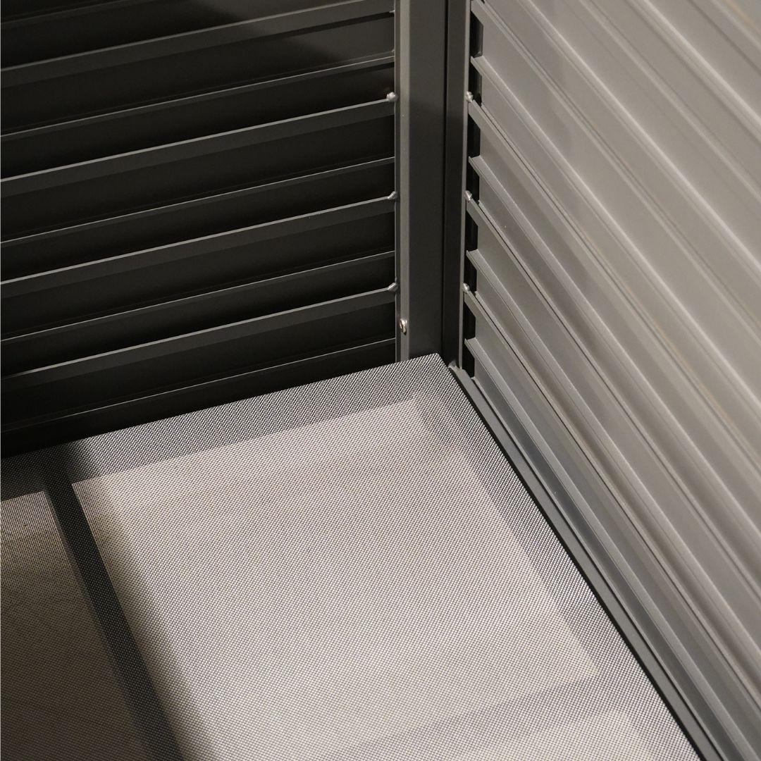 Westfield Outdoor Storage Box w/ Lock