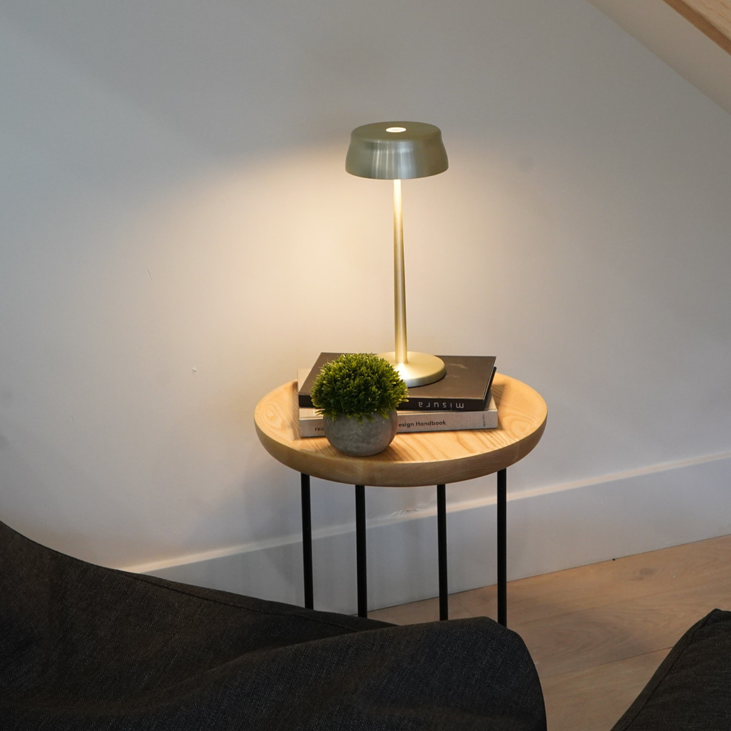 Sister Light Gold Cordless In/Out Lamp