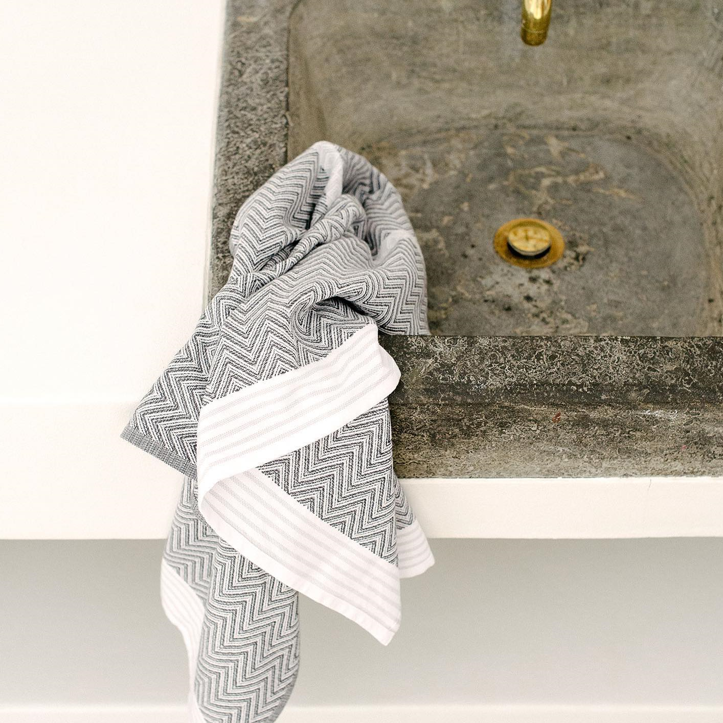Heritage Charcoal Hand Towel