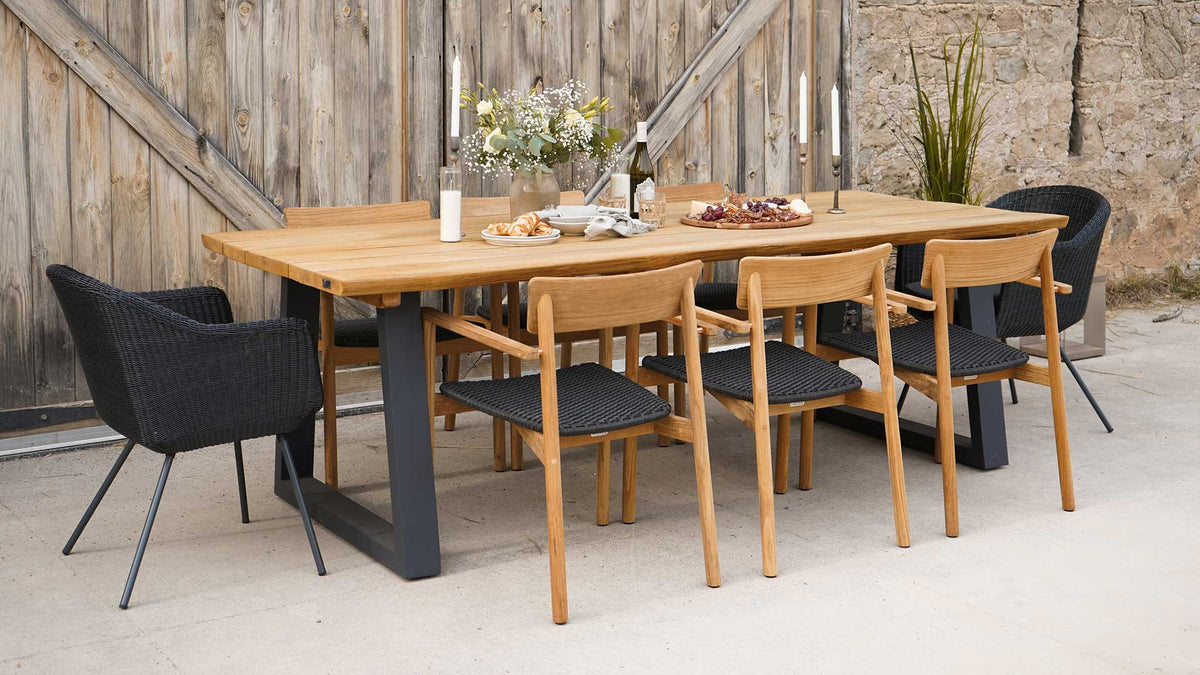 contemporary danish style outdoor dining set with teak and round tubular aluminum frame