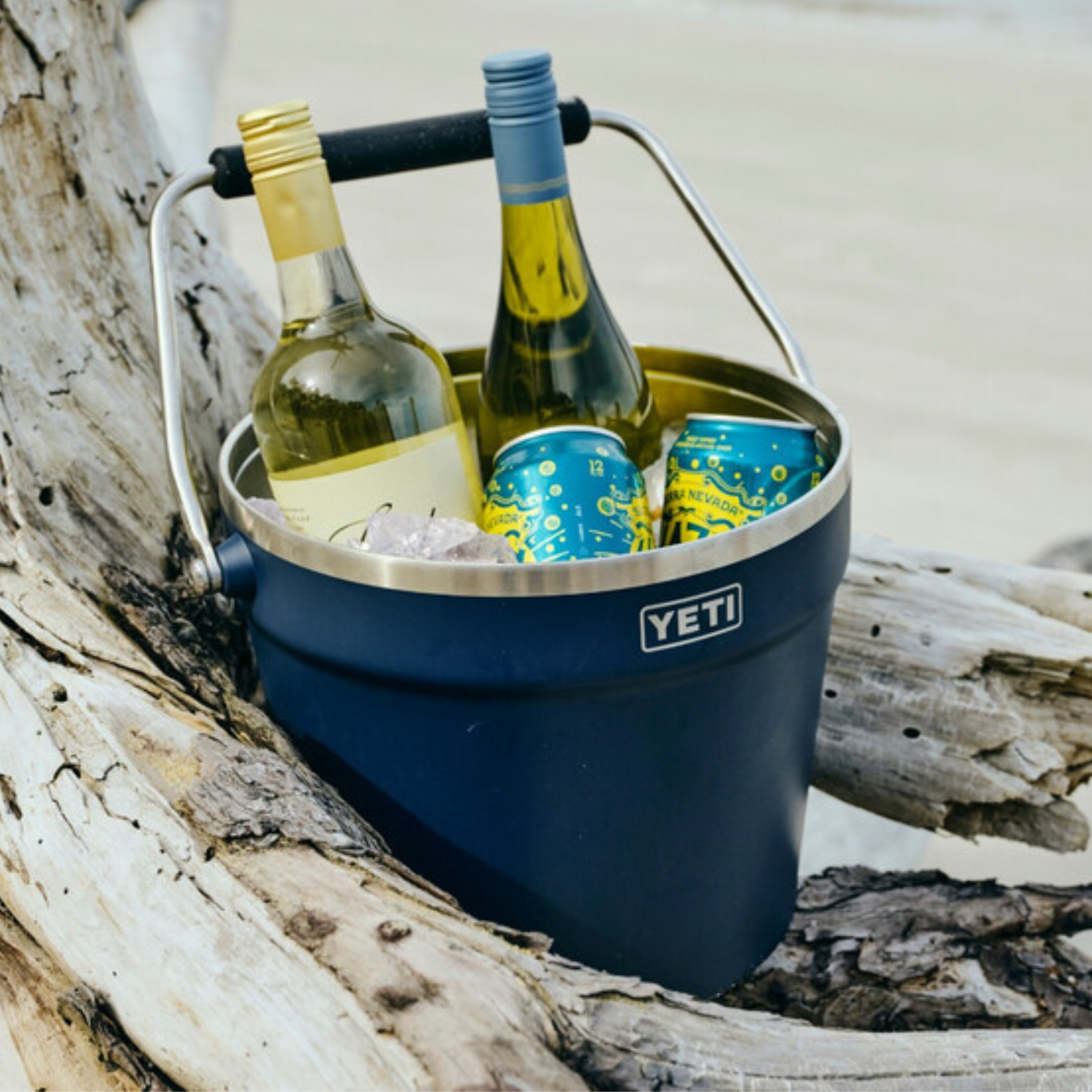 Yeti Rambler Beverage Bucket White