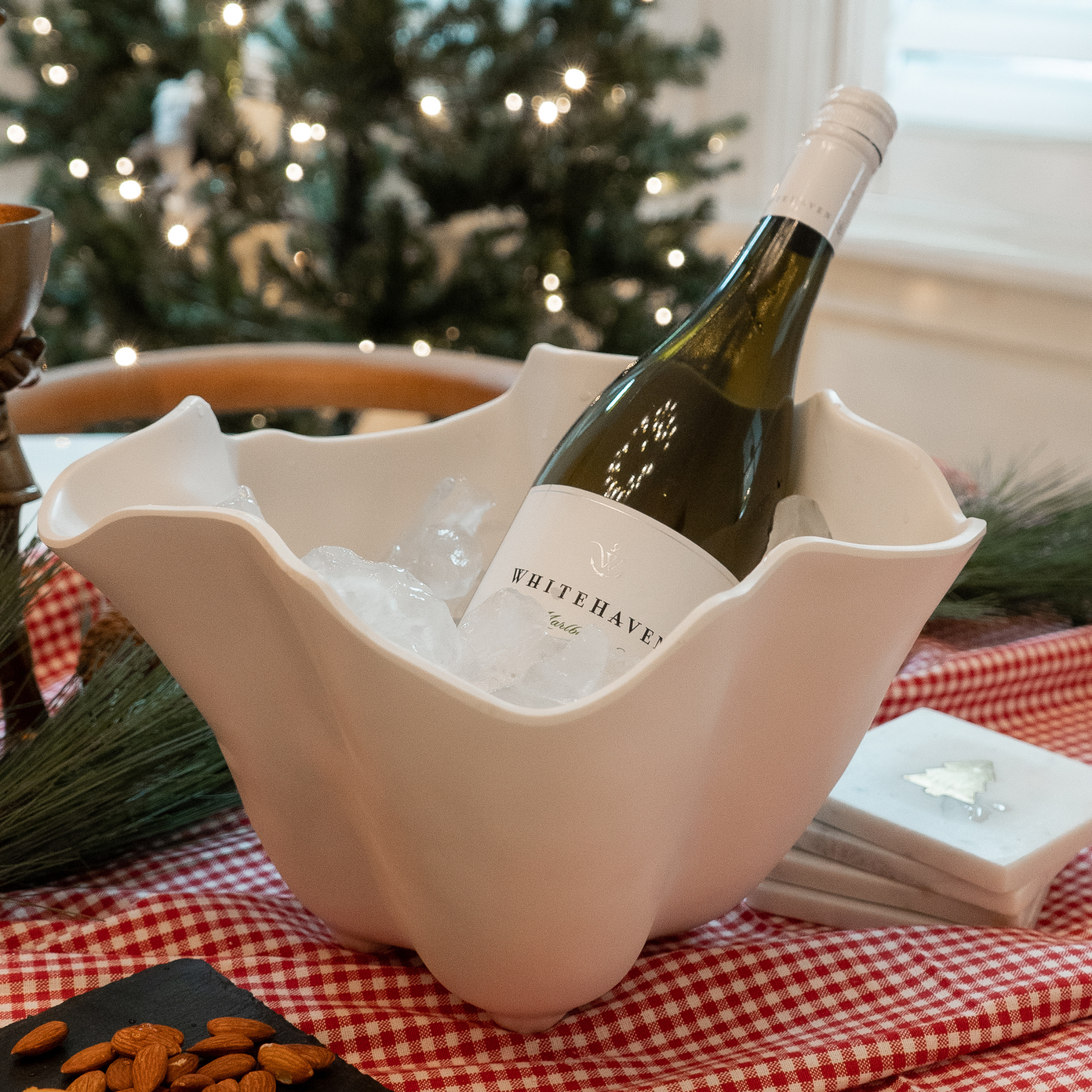 Sculpted Ice Bucket