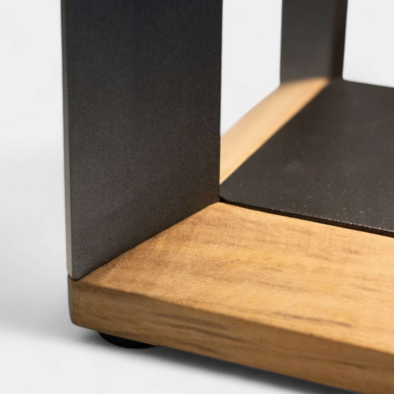 Blade Gunmetal Solar Table Lantern