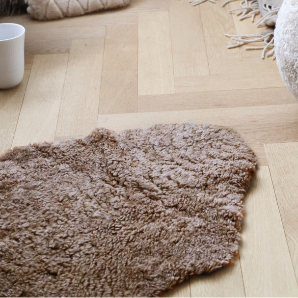 Skagen Sheepskin Wool Rug -Taupe