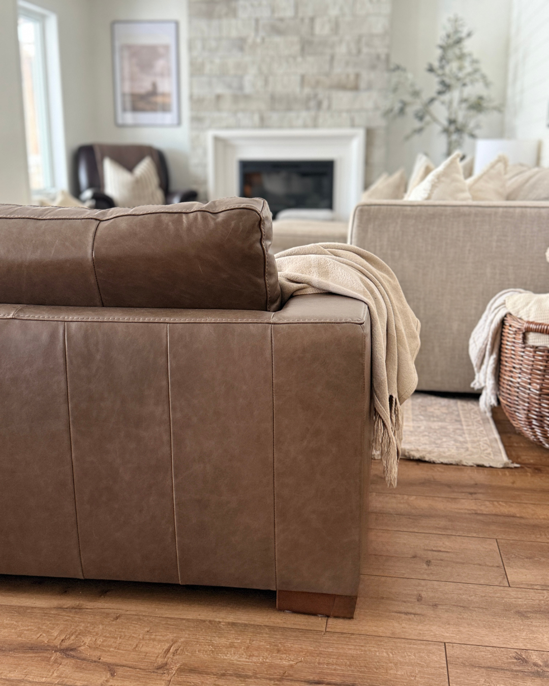 Charlestown Sofa - Concord Pewter Leather