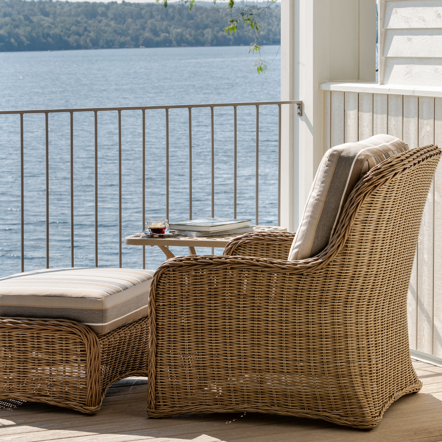 Coastal Lounge Chair