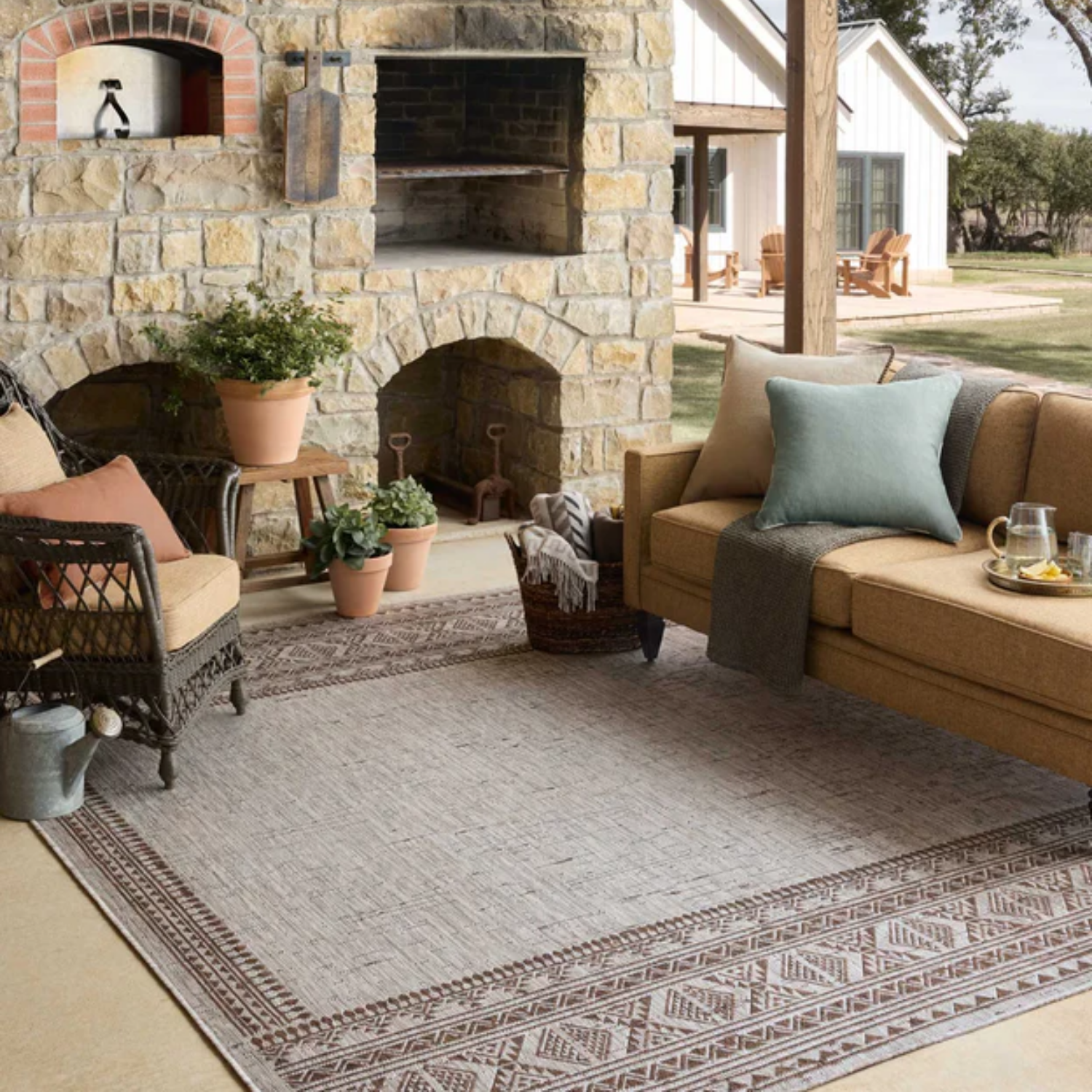 Loloi II Easton Coffee/Dove Outdoor Rug