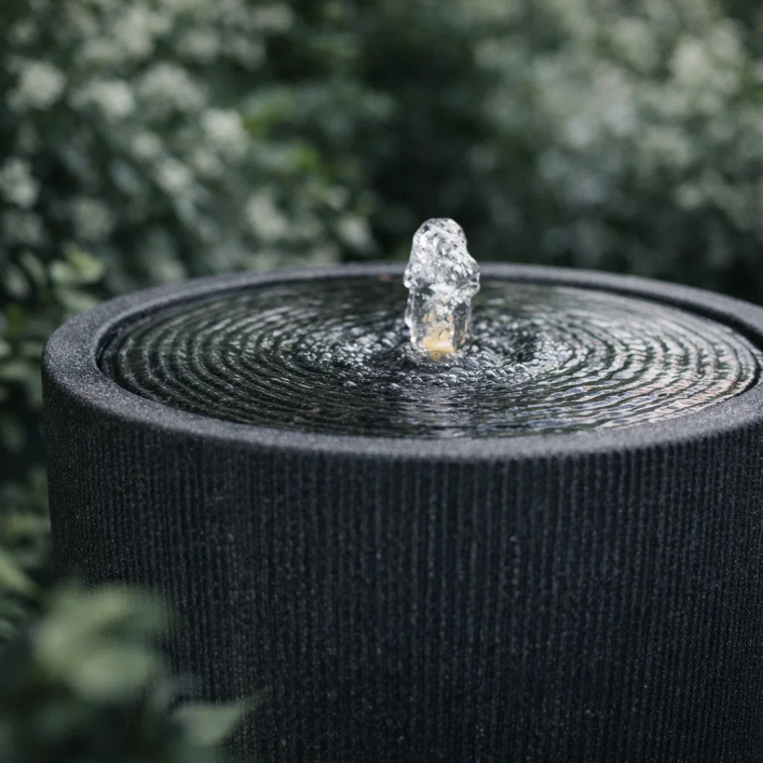 Fairview Tall Curved  LED Fountain - Textured Black