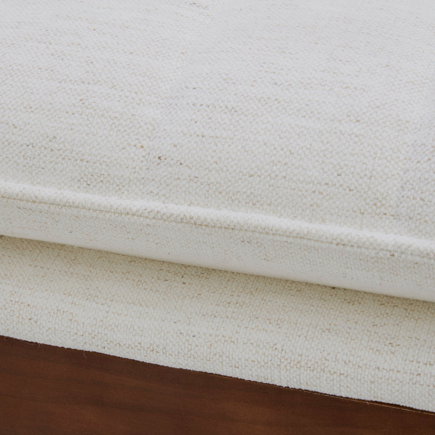 Airdrie Bench - Crypton® Nomad Snow