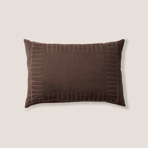 Belleterre Borders Linen Kidney Toss Pillow
