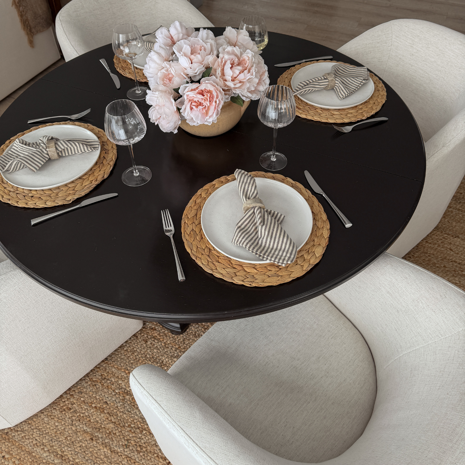 Fairbank Dining  Arm Chair - Crypton® Nomad Snow