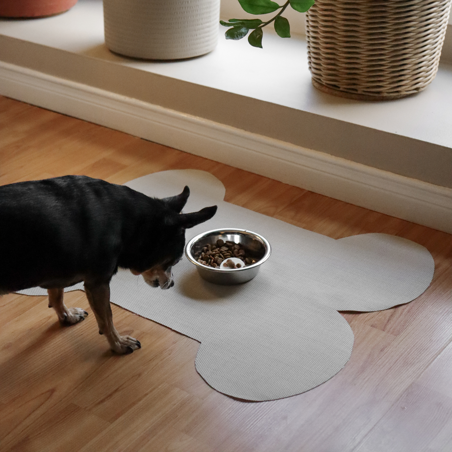 Porcelain Dog Bone Pet Mat