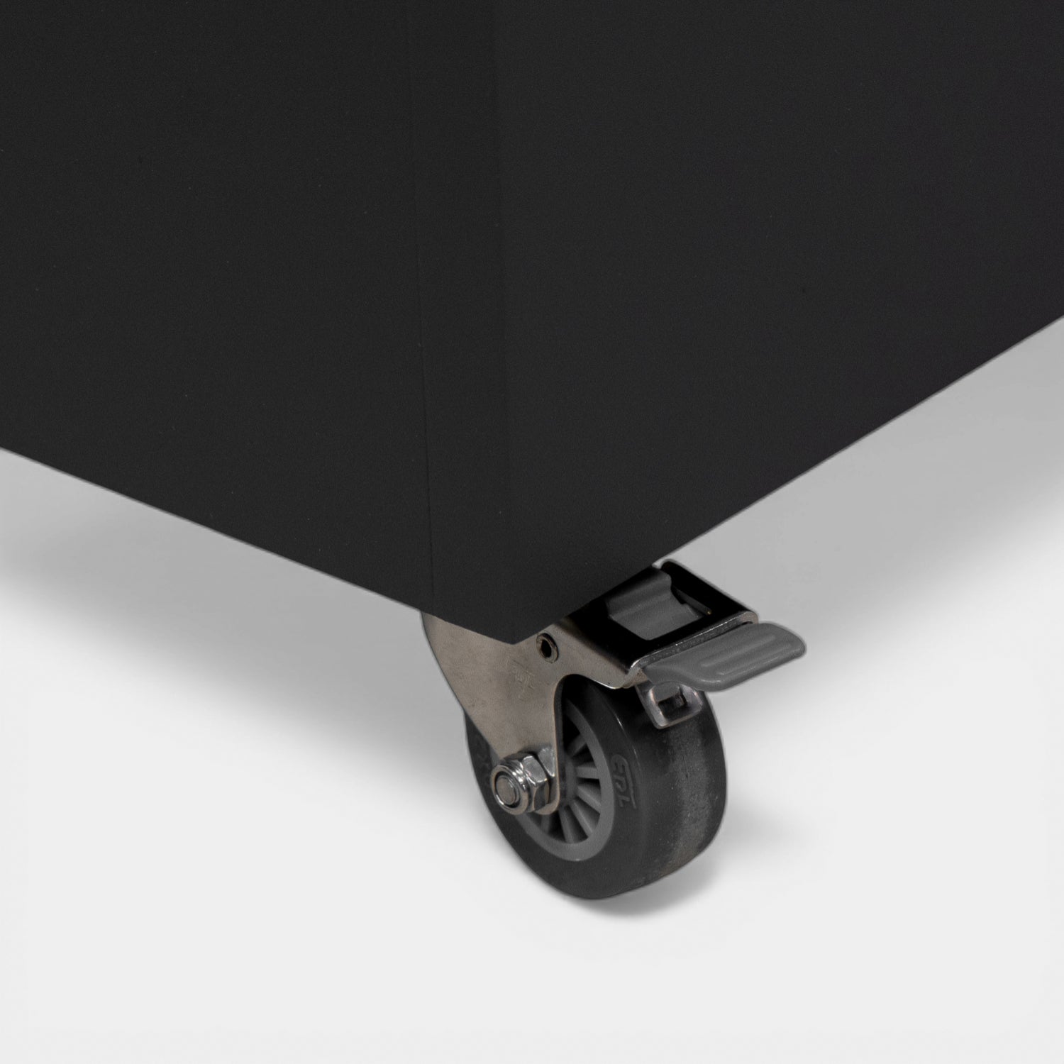 Hudson Metal 44" Rectangular Planter w/ Wheels - Matte Black