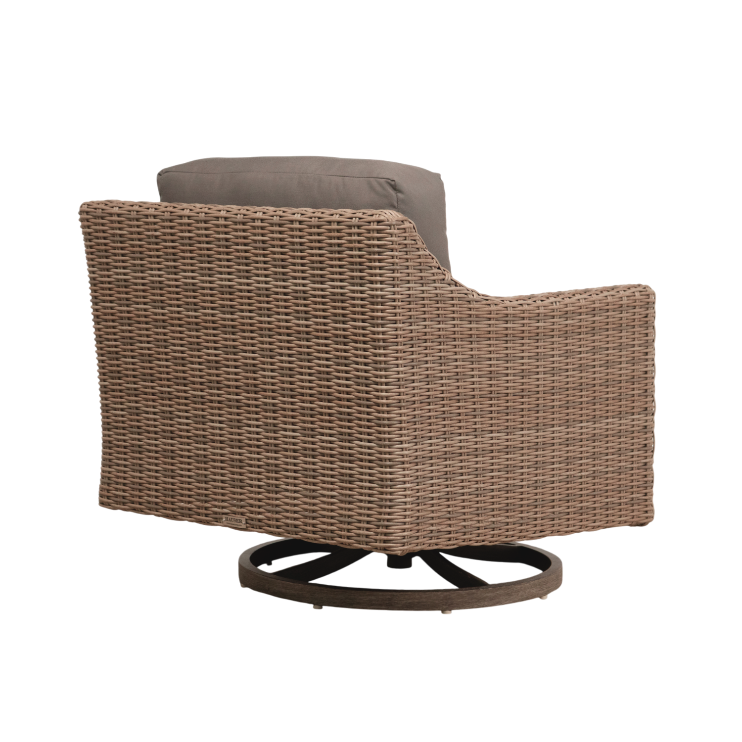 Harbour Swivel Lounge Chair