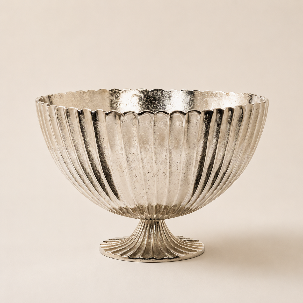 Nickelplated Fluted Scalloped Bowl