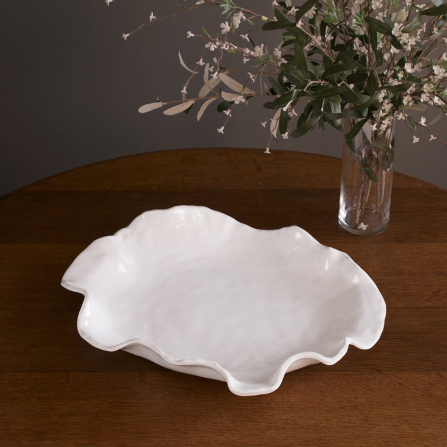 Sculpted Oval Centerpiece Platter